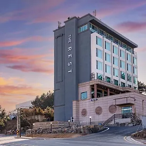 Hotel The Rest