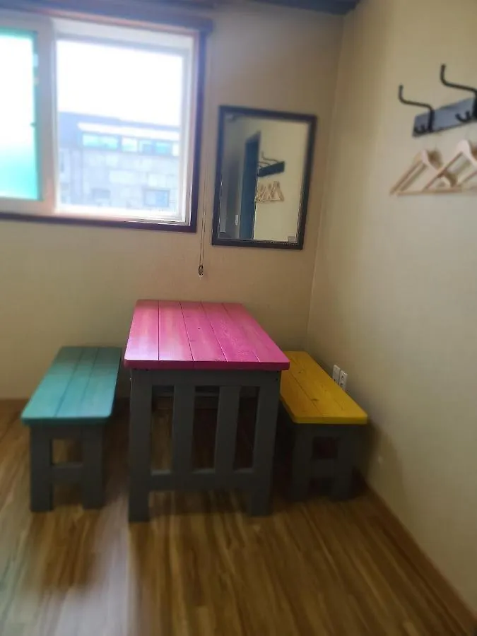 Treehouseunseo Guesthouse Инчон Гостевой дом